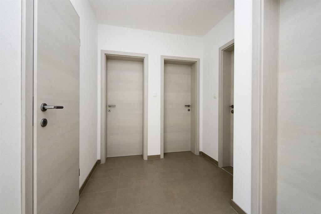 Apartment Jure Слатине Экстерьер фото